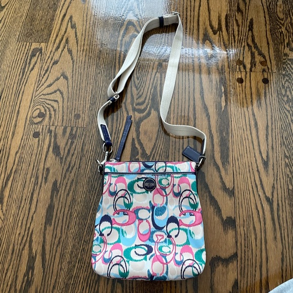 AUTHENTIC COACH purse and wallet - Picture 5 of 8